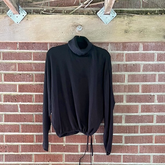 Lauren Ralph Lauren Turtleneck Sweater in Black Cashmere/Silk Blend Size M - Picture 2 of 5